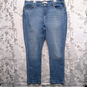 Signature Levi Strauss Womens Mid-Rise Straight Jeans Blue Medium Wash W35 L32